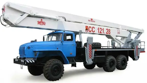 Автовышка ПСС-121.28 (АГП-28) на шасси УРАЛ 4320